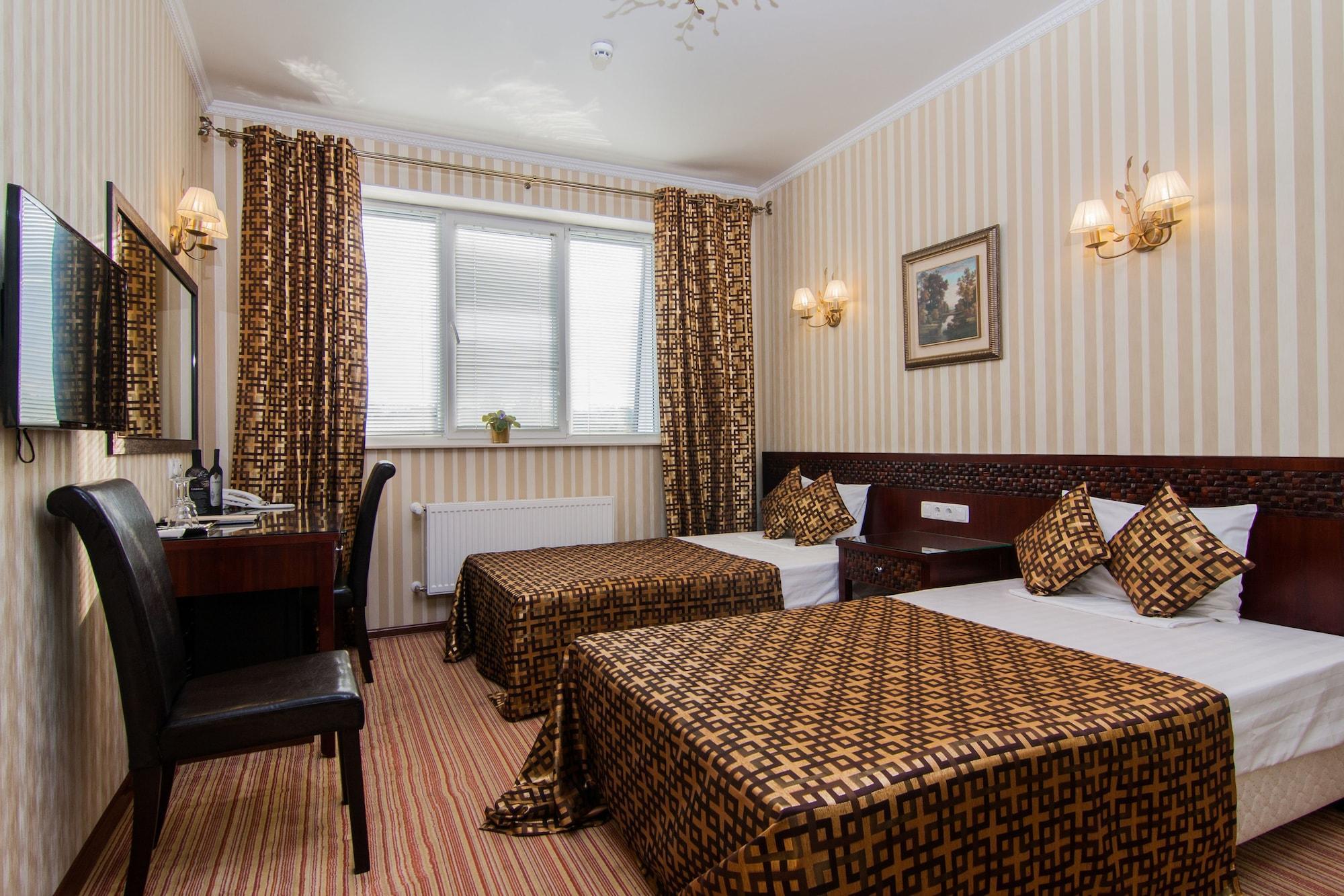 Klassik Hotel Chişinau Exteriör bild