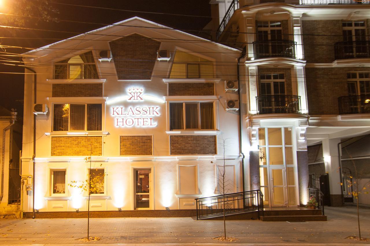 Klassik Hotel Chişinau Exteriör bild